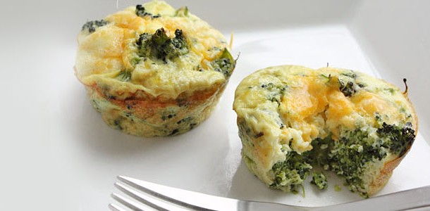 Broccoli & Cheese Mini Egg Omelette Muffins
